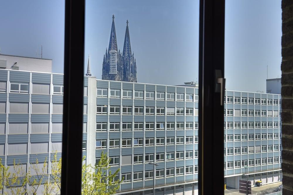 Maternushaus Hotel Cologne Exterior photo